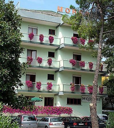 Hotel Moreri غرادو المظهر الخارجي الصورة