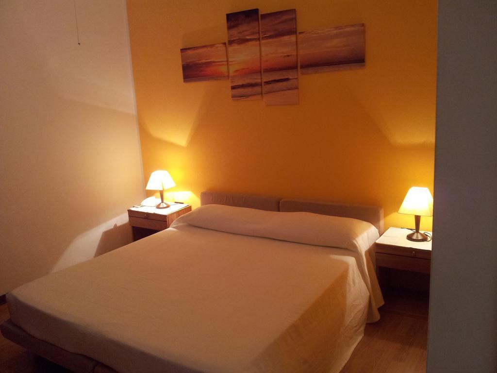 Hotel Moreri غرادو الغرفة الصورة