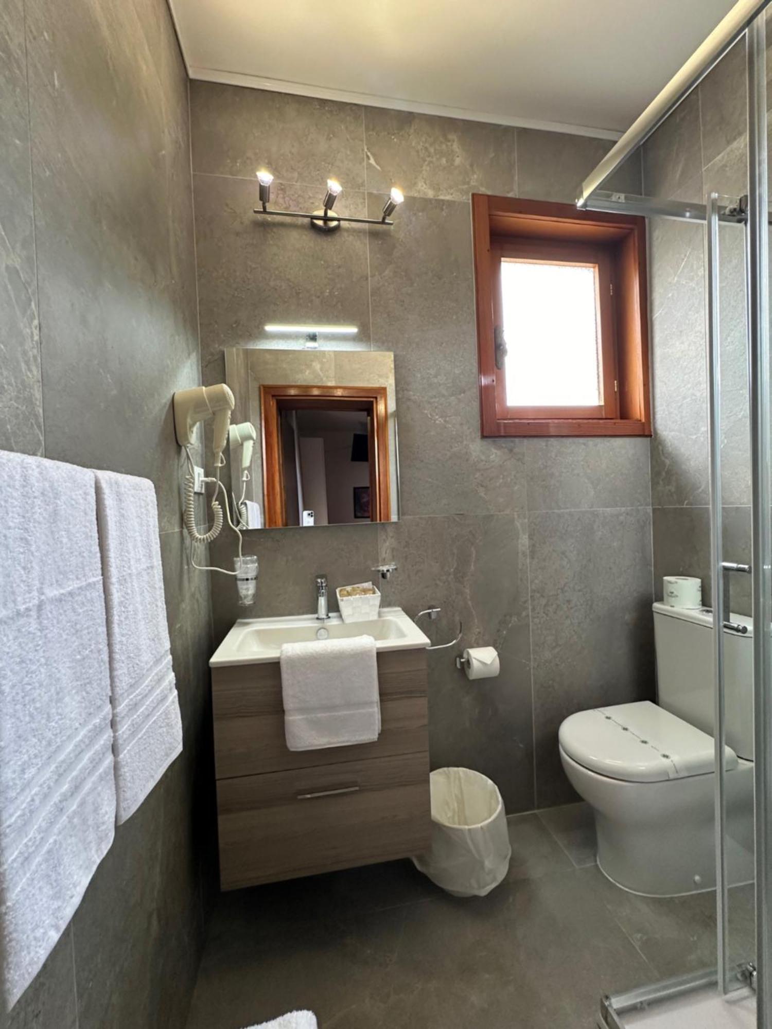 Hotel Moreri غرادو المظهر الخارجي الصورة