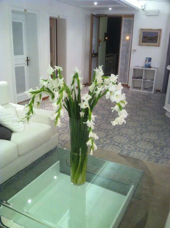 Hotel Moreri غرادو المظهر الخارجي الصورة