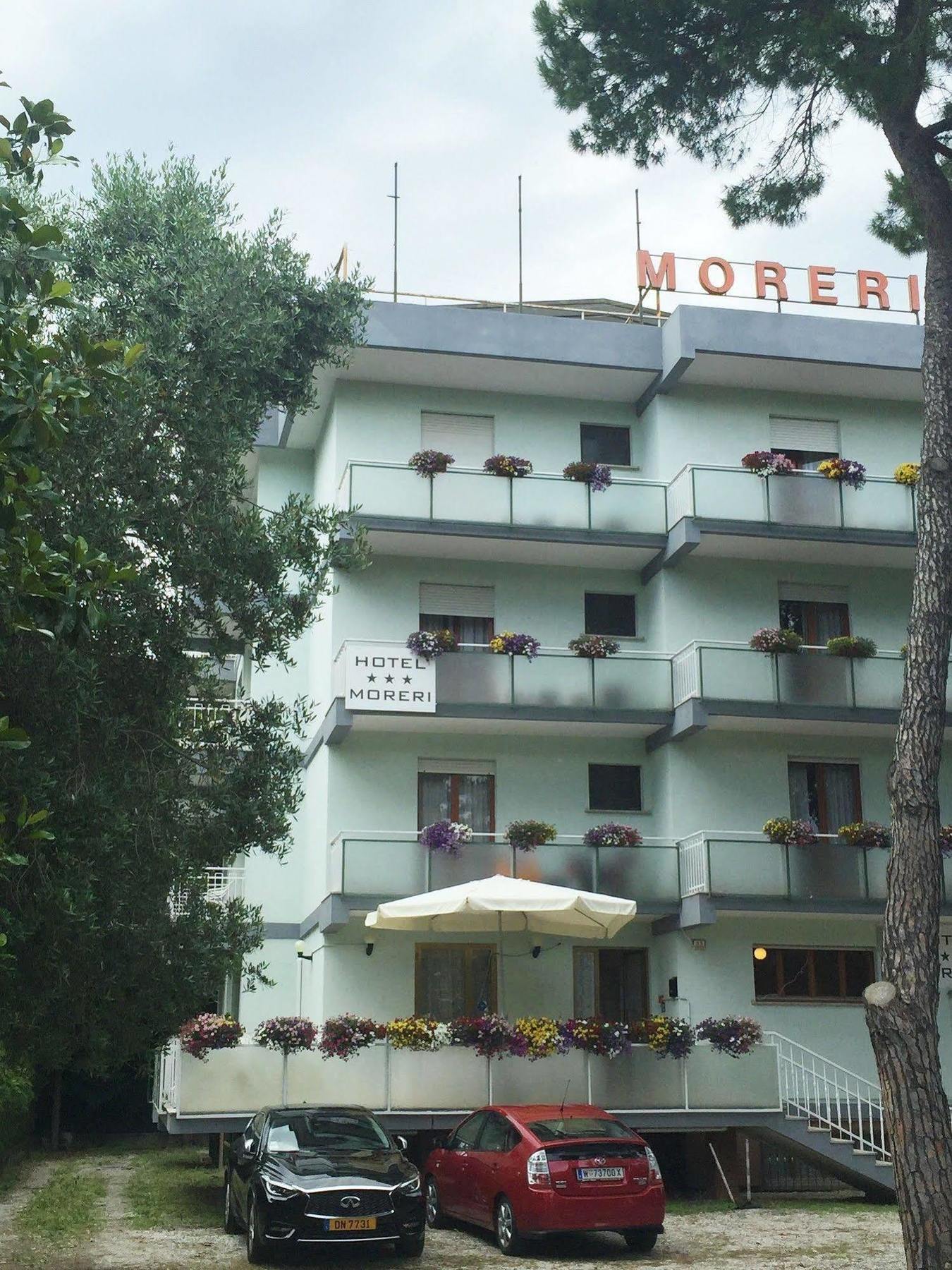 Hotel Moreri غرادو المظهر الخارجي الصورة