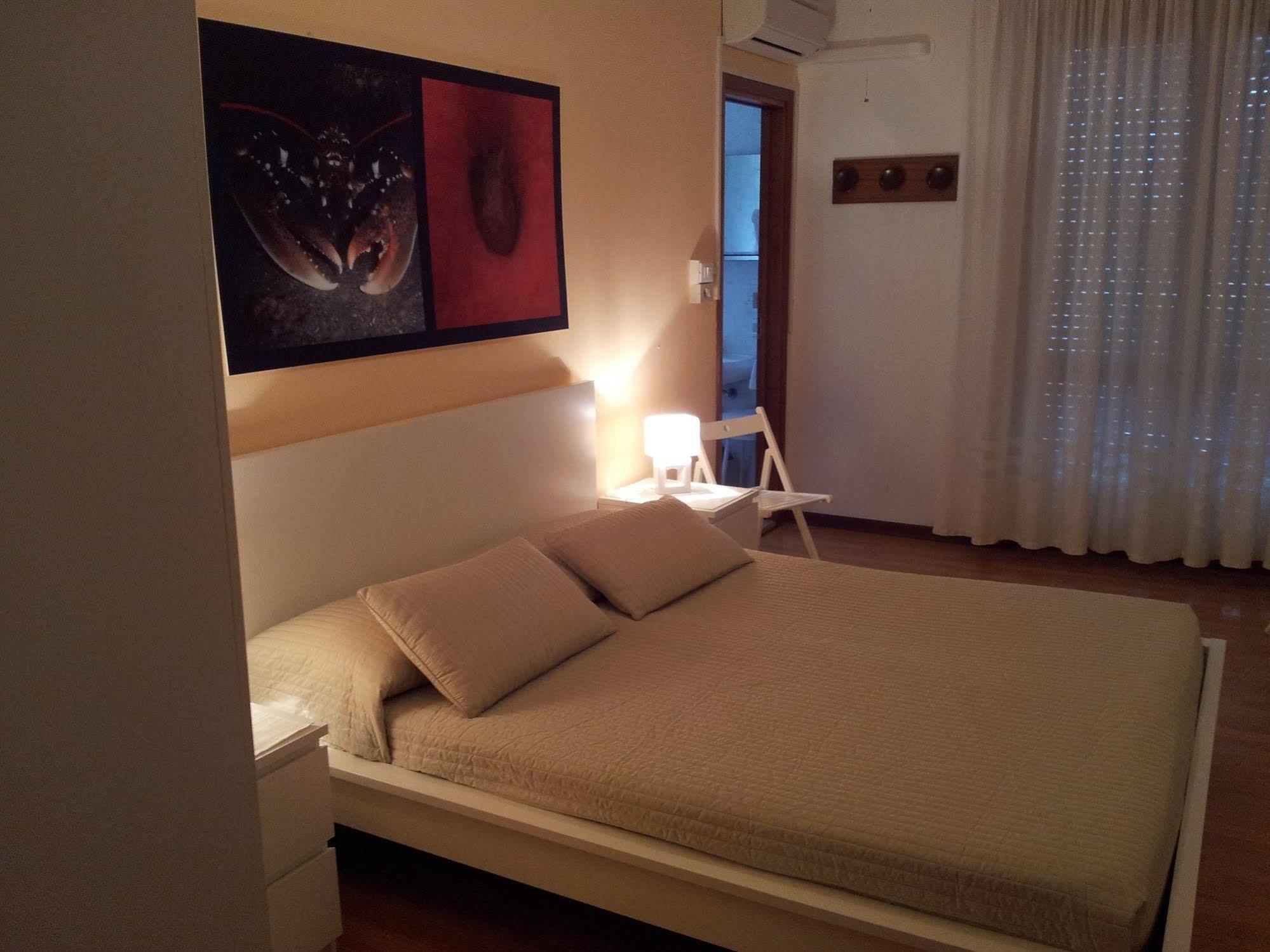 Hotel Moreri غرادو المظهر الخارجي الصورة