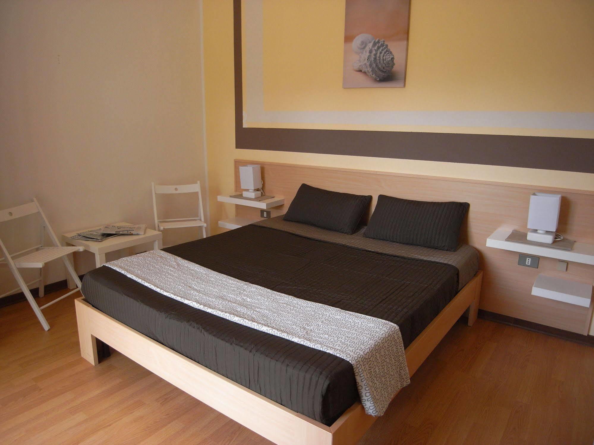 Hotel Moreri غرادو المظهر الخارجي الصورة