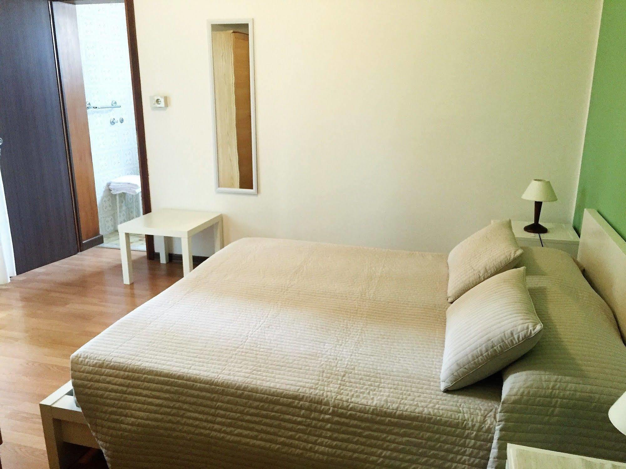 Hotel Moreri غرادو المظهر الخارجي الصورة